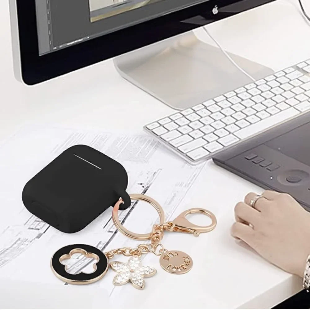 AirPod 1st and 2nd gen case with keychain